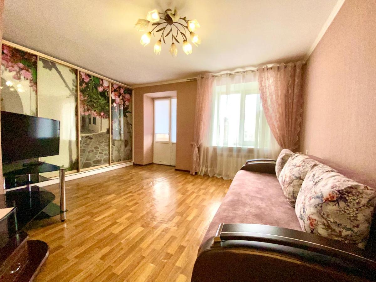 Apartpoltava Центр Полтави, Простора Та Зручна Квартира Біля Пует, 2-Окремі Кімнати, Звітна Документація Для Відрядження 외부 사진