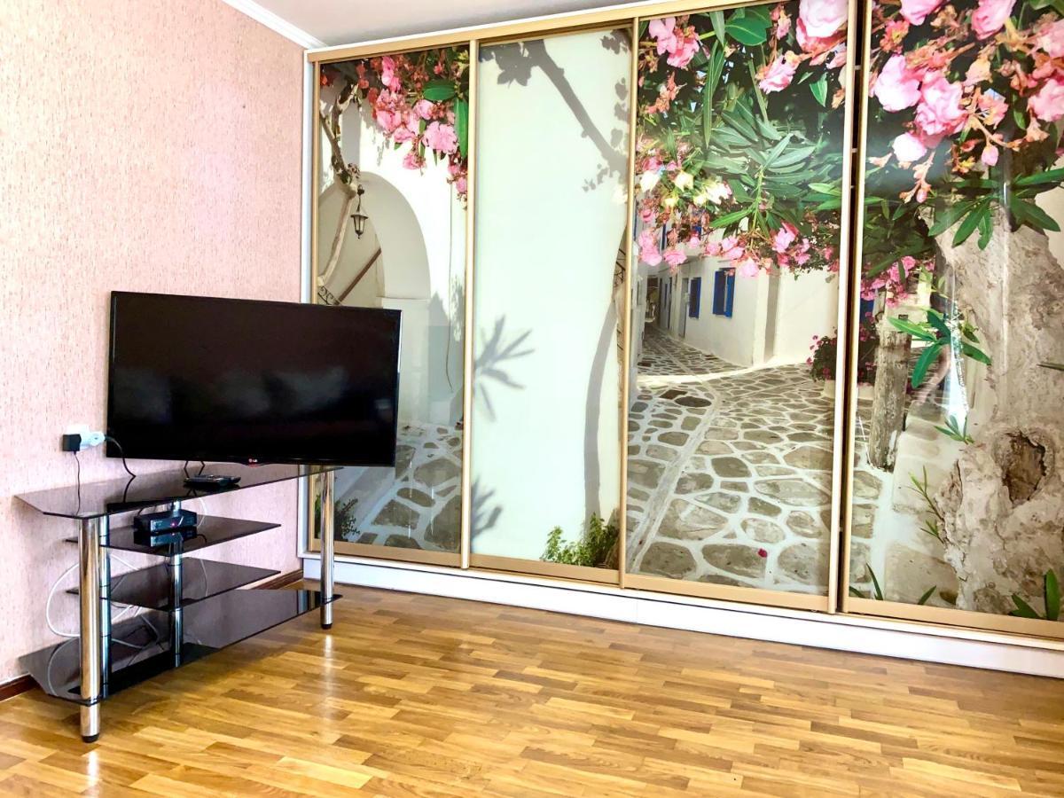 Apartpoltava Центр Полтави, Простора Та Зручна Квартира Біля Пует, 2-Окремі Кімнати, Звітна Документація Для Відрядження 외부 사진